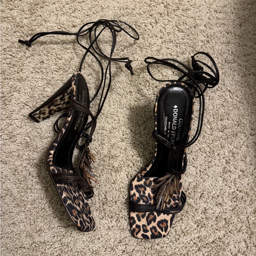 Donald J. Pliner Brown and Black 4in Heels with Strappy Design  size8 1/2